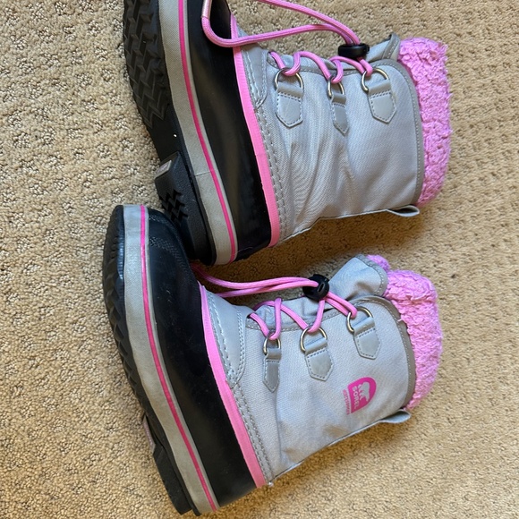 Girls Sorel Snow Boots size 3 - Picture 11 of 12